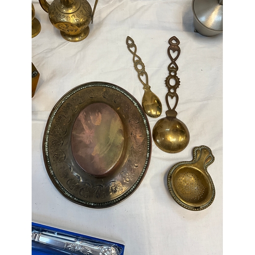 86 - ASSORTED BRASS AND PLATED WARE TO INCLUDE COW BELLS VICTORIAN MEAT JACK LOVE SPOONS ETC