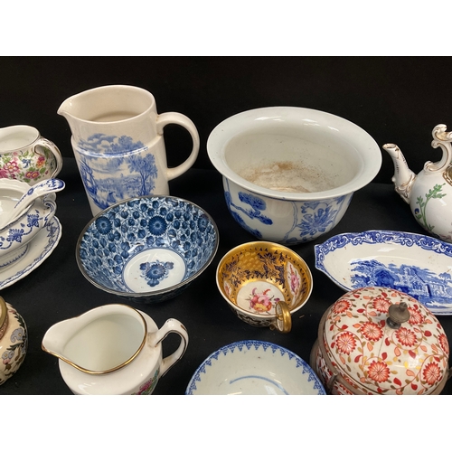 144 - BOX OF CHINA TO INCLUDE WEDGEWOOD, COALPORT, PORTMEIRION, ARTHUR WOOD JUG, ROYAL DOULTON ETC