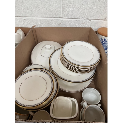 146 - 4 BOXES OF CHINA TO INCLUDE ROYAL GRAFTON, ROYAL DOULTON PAVANNE DINNERWARE (SECONDS), ROYAL DOULTON... 