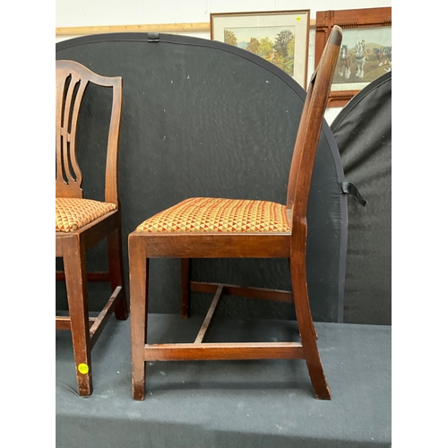 204 - PAIR OF GEORGIAN MAHOGANY DINING CHAIRS WITH UPHOLSTERED SEATS A/F