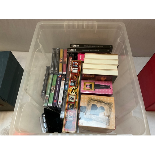 230 - BOX OF TAPES, AUDIO BOOKS, 2 CASES 45’S