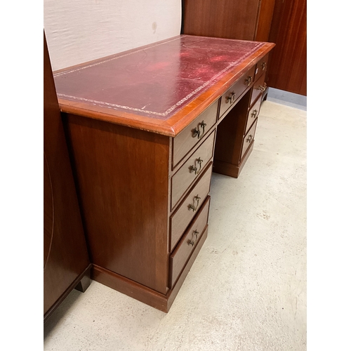 274 - REPRODUCTION MAHOGANY TWIN PEDESTAL KNEEHOLE DESK WITH 9 DRAWERS BADGED “GEOFFREY SPICER PONTESBURY ... 