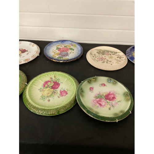 237 - QTY VICTORIAN BREAD PLATES AND MAJOLICA STYLE EXAMPLE