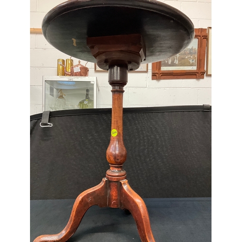 292 - GEORGIAN MAHOGANY TRIPOD PEDESTAL TABLE A/F H28” DIA20”