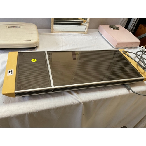 257 - VINTAGE HOSTESS HEAT TRAY, SALTER WEIGHING SCALES , SOEHNLE WEIGHING SCALES AND A WALL MIRROR