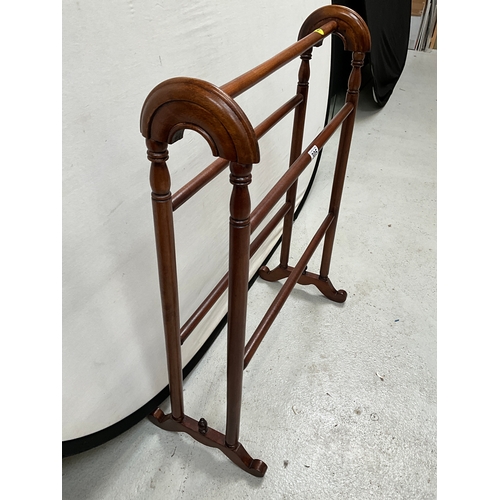 305 - MODERN MAHOGANY TOWEL RAIL H33”W25”