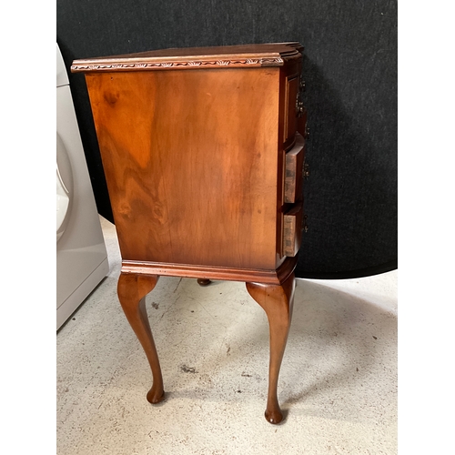 309 - VINTAGE WALNUT VENEERED SERPENTINE FRONTED 3 DRAWER CHEST ON CABIROLE LEGS H31” W20” D15”