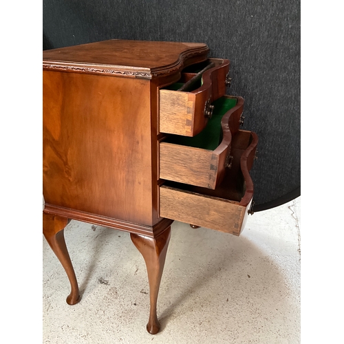 309 - VINTAGE WALNUT VENEERED SERPENTINE FRONTED 3 DRAWER CHEST ON CABIROLE LEGS H31” W20” D15”