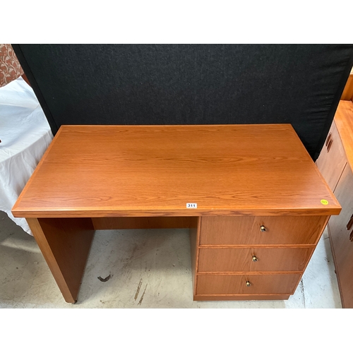 311 - MODERN OAK EFFECT SINGLE PEDESTAL KNEEHOLE DESK WITH 3 DRAWERS H30” W48” D25”