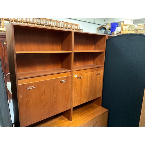 316 - RETRO BADGED G PLAN LOUNGE UNIT -TOP WITH OPEN SHELVES,BUREAU AND DRINKS COMPARTMENT OVER 4 DRAWERS ... 