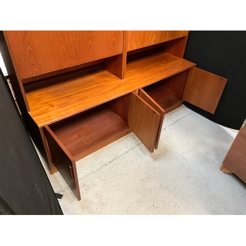 316 - RETRO BADGED G PLAN LOUNGE UNIT -TOP WITH OPEN SHELVES,BUREAU AND DRINKS COMPARTMENT OVER 4 DRAWERS ... 