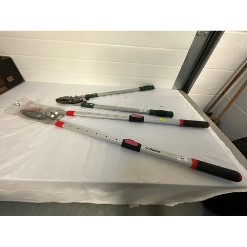 4 - TWO PAIRS OF LOPPERS - ONE EXTENDABLE