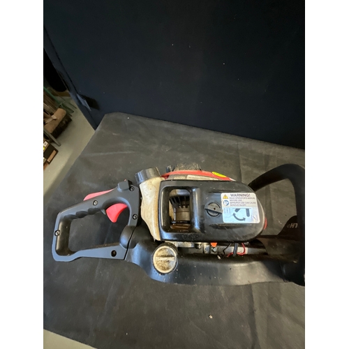 8 - KOMATSU PETROL HEDGE TRIMMER HT600D