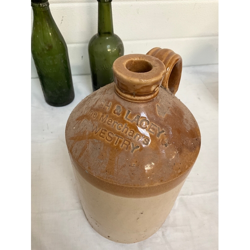 17 - COLLECTION OF VINTAGE BOTTLES CIDER FLAGON