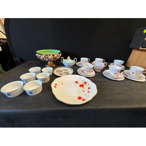 24 - VARIOUS CHINA TO INCLUDE ROYAL WORCESTER ETC