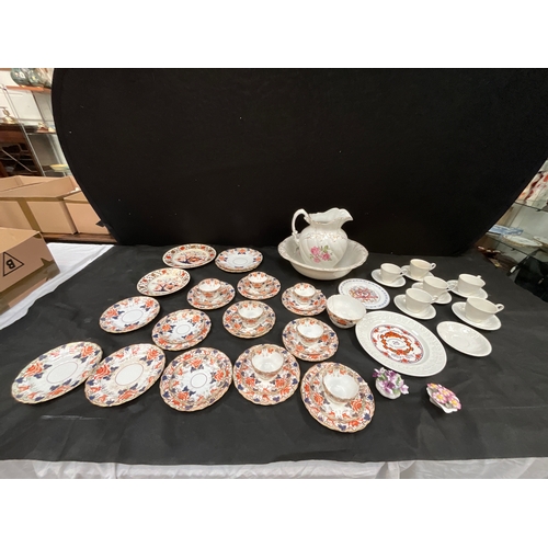 29 - ASSORTMENT OF CHINA TO INCLUDE EARLY DERBY, VICTORIAN PART TEASET, JUG AND BOWL