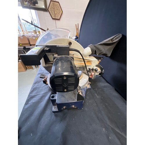 61 - FERM FKZ-250 CHOP SAW