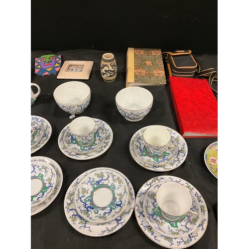 67 - ASSORTED CHINA TO INCLUDE ROYAL STAFFORD, ROYAL DOULTON, ORIENTAL ETC