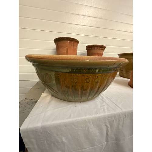 84 - QUANTITY OF GARDEN PLANTERS TO INCLUDE TERRACOTTA LARGEST POT H8”X 18