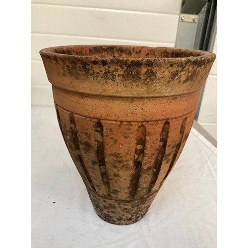 84 - QUANTITY OF GARDEN PLANTERS TO INCLUDE TERRACOTTA LARGEST POT H8”X 18