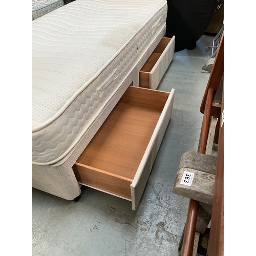 394 - SINGLE DRAWER DIVAN BED COMPLETE WITH HEADBOARD