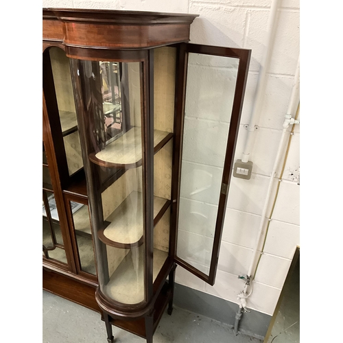 212 - EDWARDIAN MAHOGANY SHERATON STYLE INLAID DISPLAY CABINET WITH CENTRAL ASTRIGAL GLAZED DOOR FLANKED B... 