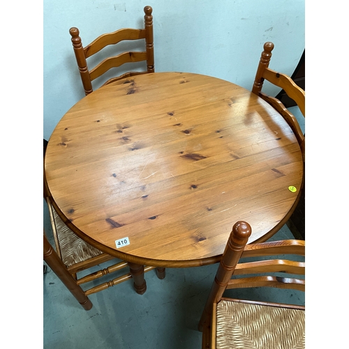 410 - MODERN PINE CIRCULAR KITCHEN TABLE AND 4 CHAIRS H30” DIA39”