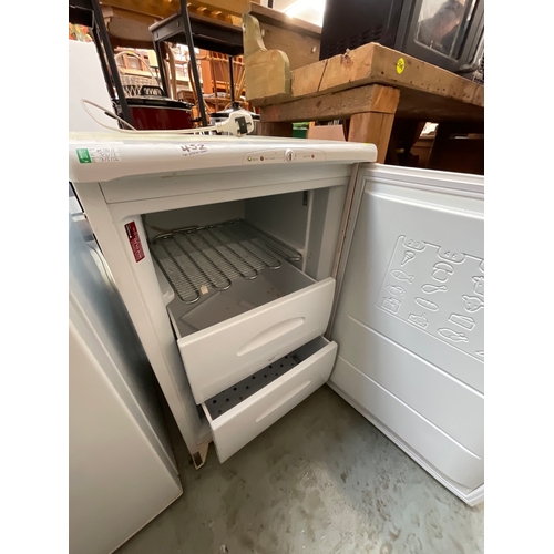 452 - HOTPOINT FREEZER COMPRISING OF TWO DRAWERS AND SHELVE H32”