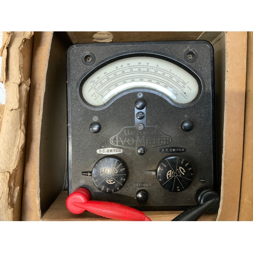 146 - VINTAGE UNIVERSAL AVOMETER