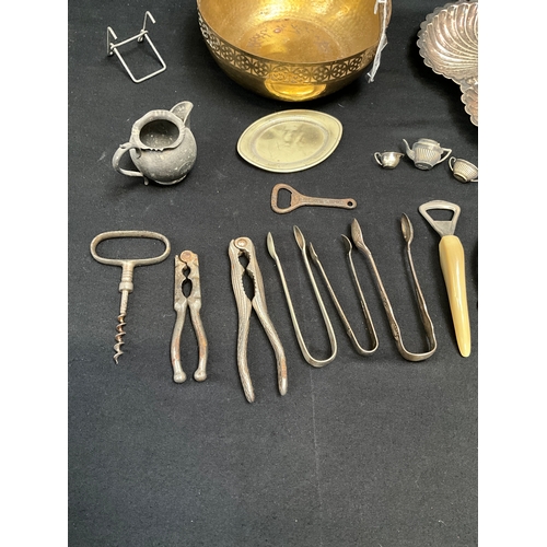 25 - ASSORTMENT OF BRASS AND PLATED WARE TO INCLUDE CORKSCREW, NUTCRACKERS ,TOAST RACK ETC