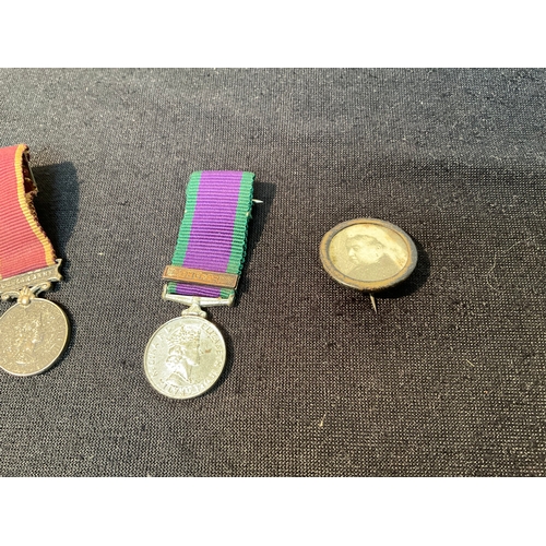 176 - QTY MEDALS TO INCLUDE CAMPAIGN SERVICE MEDAL & LONG SERVICE MEDAL 23654875 SGT W.R QUINLAN R SIGNALS... 