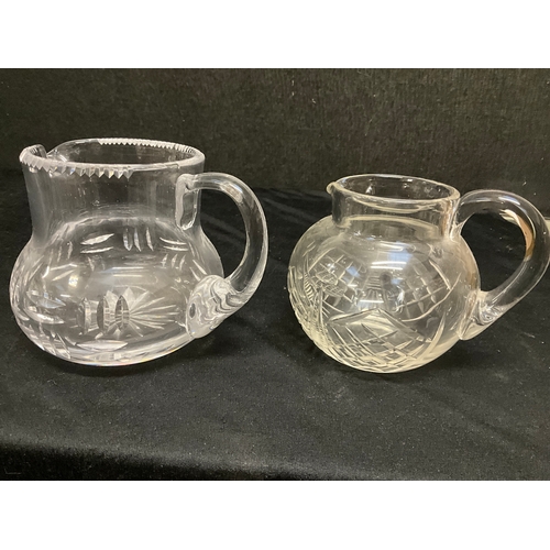 60 - ASSORTMENT OF GLASS TO INCLUDE VASES JUGS ETC