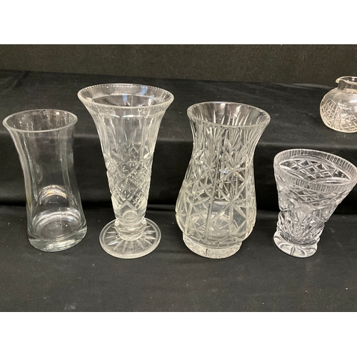 60 - ASSORTMENT OF GLASS TO INCLUDE VASES JUGS ETC