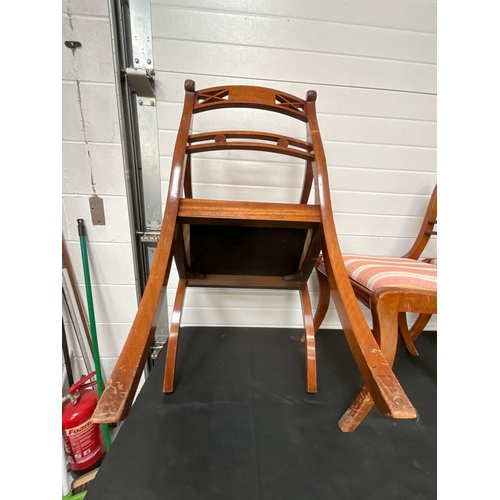 138 - FOUR REPRODUCTION REGENCY STYLE MAHOGANY DINING CHAIRS TO INCLUDE TWO CARVERS WITH PADDED SEATS A/F