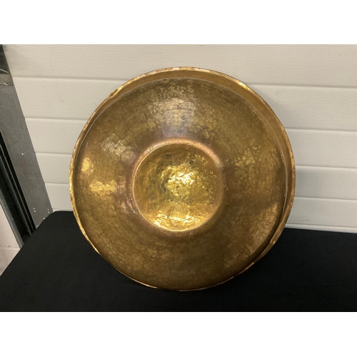 285 - LARGE BRASS VINTAGE RIMMED BOWL A/F H5” DIA 19”