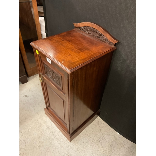 290 - EDWARDIAN MAHOGANY POT CUPBOARD H33” L15” D15”