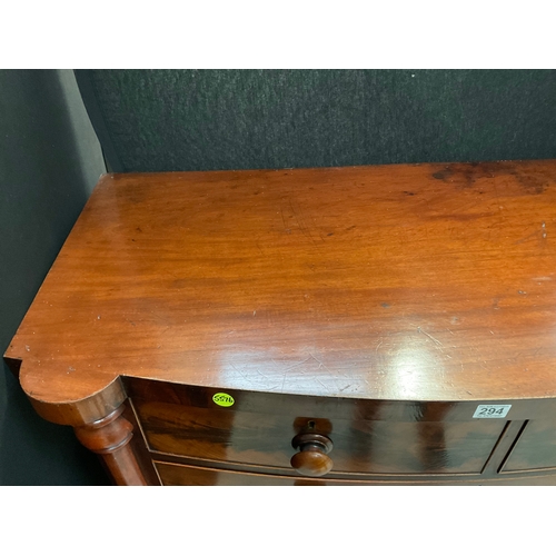 294 - VICTORIAN FLAMED MAHOGANY BOW FRONT 2 OVER 3 CHEST OF DRAWERS WITH COLUMN ENDS AND TURNED FEET WITH ... 