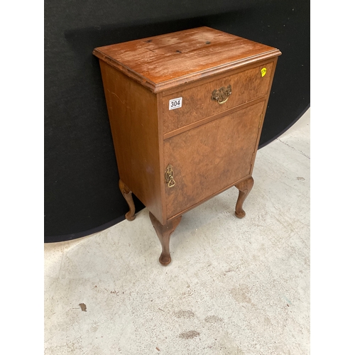 304 - VINTAGE BADGED DILLON WALNUT BEDSIDE CABINET A/F H28” W17” D13”