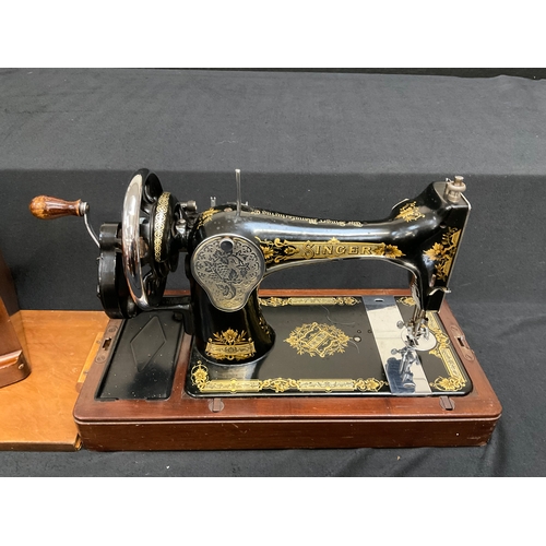 312 - VINTAGE SINGER SEWING MACHINE WITH ORIGINAL ACCESSORIES BOX