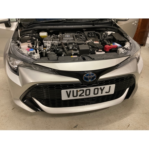 363 - SILVER TOYOTA COROLLA ICON TECH HEV CVT HYBRID CAR 4 DOOR 1798CC REGISTERED 2020 - MOT TILL 16TH MAR... 