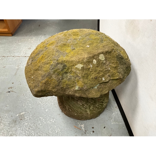 28 - SMALL EARLY SANDSTONE SADDLESTONE MUSHROOM H16” DIA 18”