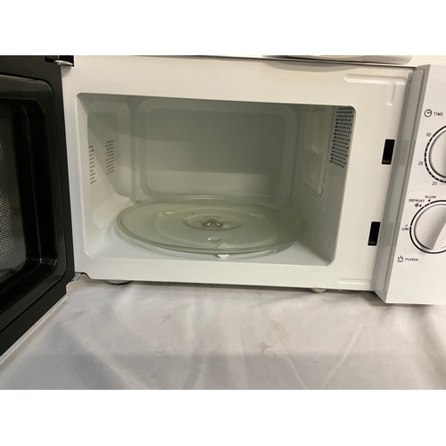 502 - 20L WHITE MAUAL MICROWAVE OVEN