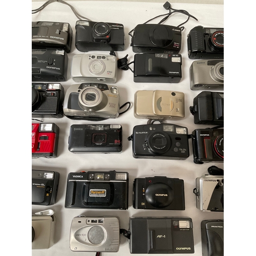 31 - BOX OF 35 MM COMPACT CAMERAS (34) TO INCLUDE OLYMPUS,NIKON,CANNON,PENTAX ETC