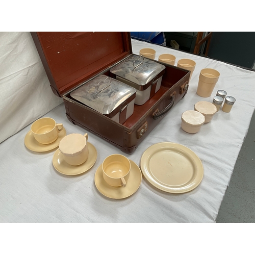 96 - VINTAGE CASED PICNIC SET