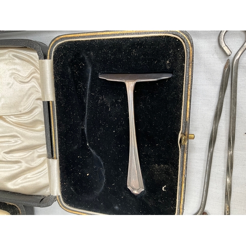 390A - BOX OF CUTLERY TO INCLUDE BOXED SET OF HALLMARKED SILVER SUGAR SPOONS AND TONGS, HALLMARKED CASED SE... 