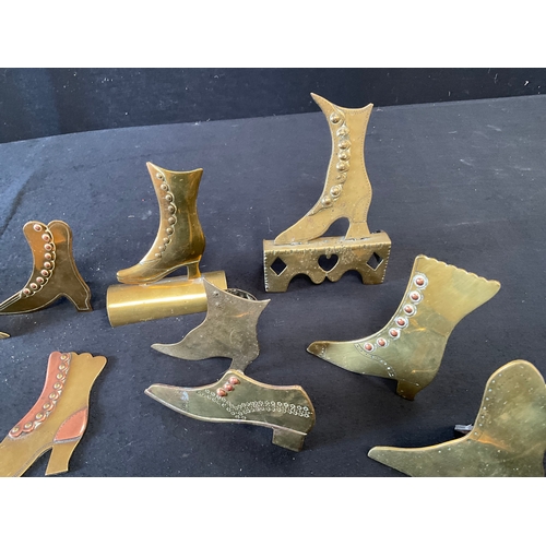 497 - QTY BRASS AND COPPER SHOE NOVELTY BOOTS