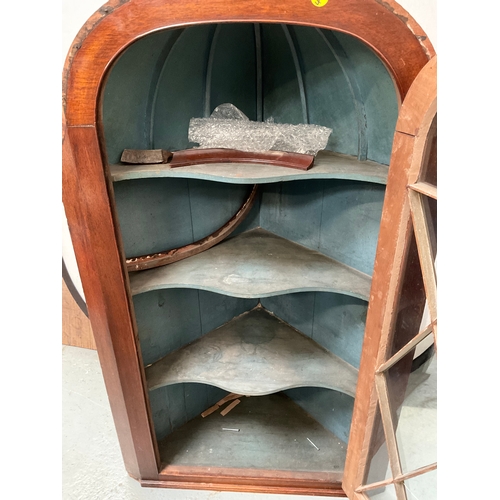 504 - GEORGIAN MAHOGANY INLAID ASTRIGAL GLAZED WALL HANGING CORNER CUPBOARD WITH SHAPED SHELVE INTERIOR A/... 