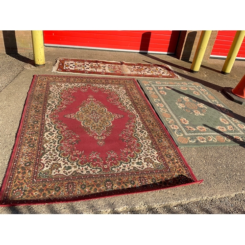 509 - 3 PATTERNED RUGS
RED 90” x 63” GREEN 67’ x 47” WHITE 90” x 28” A/F