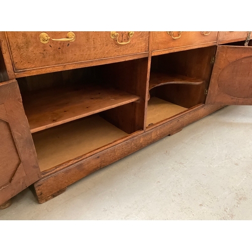 510 - EARLY OAK AND MAHOGANY CROSS BANDED DRESSER WITH OPEN SHELVED RACK TO TOP FLANKED BY 2 DOORS - BASE ... 