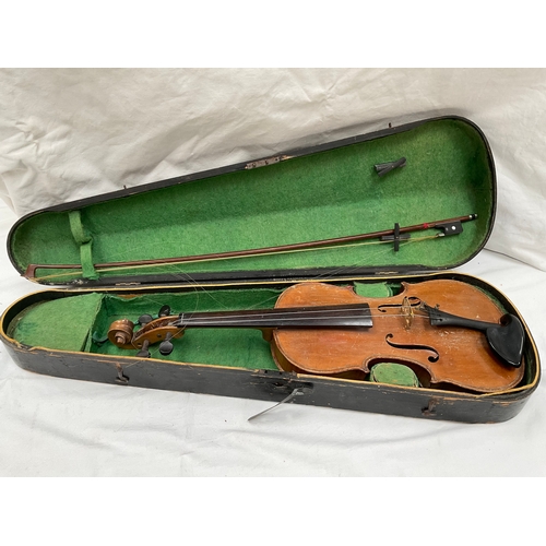 22 - VINTAGE CASED VIOLEN WITH BOW A/F